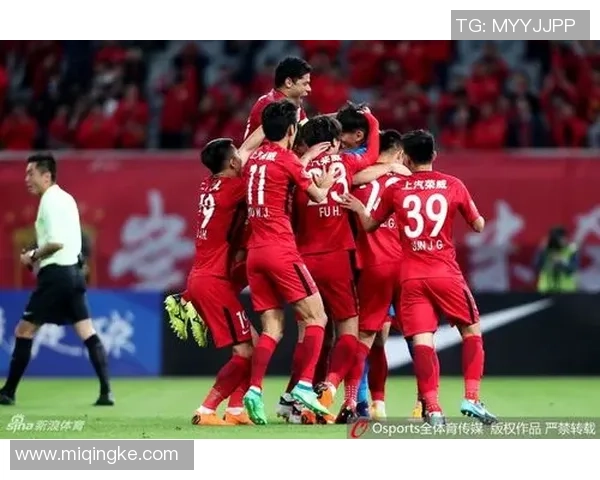 上海上港迎战北京人和足协杯激战在即期待精彩对决与精彩进球 上海上港迎战北京人和足协杯激战在即期待精彩对决与精彩进球