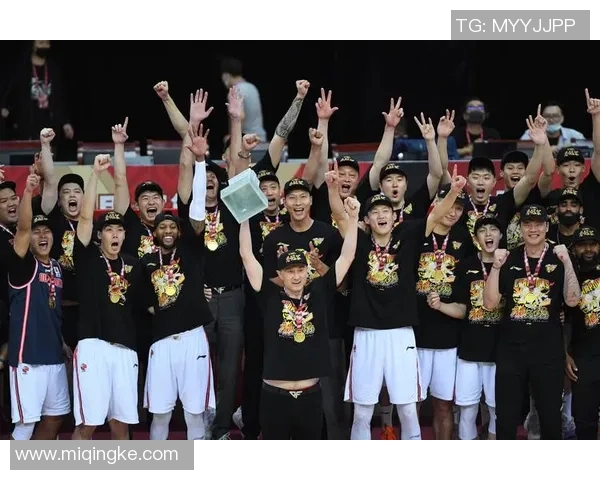 CBA精彩对决12月28日广东队迎战上海队直播盛况不容错过