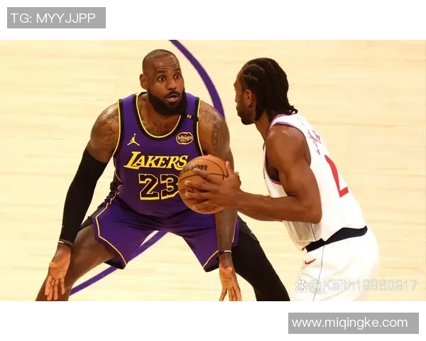 2月1日湖人与快船的激烈对决直播全程回顾与精彩瞬间解析