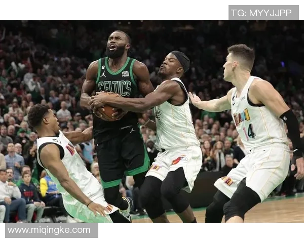 热火与凯尔特人精彩对决回顾9月28日比赛录像全景解析 热火与凯尔特人精彩对决回顾9月28日比赛录像全景解析